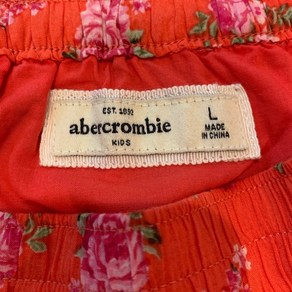 Abercrombie Kids Red Floral Tiered Mini Frill Skirt - Picture 3 of 3